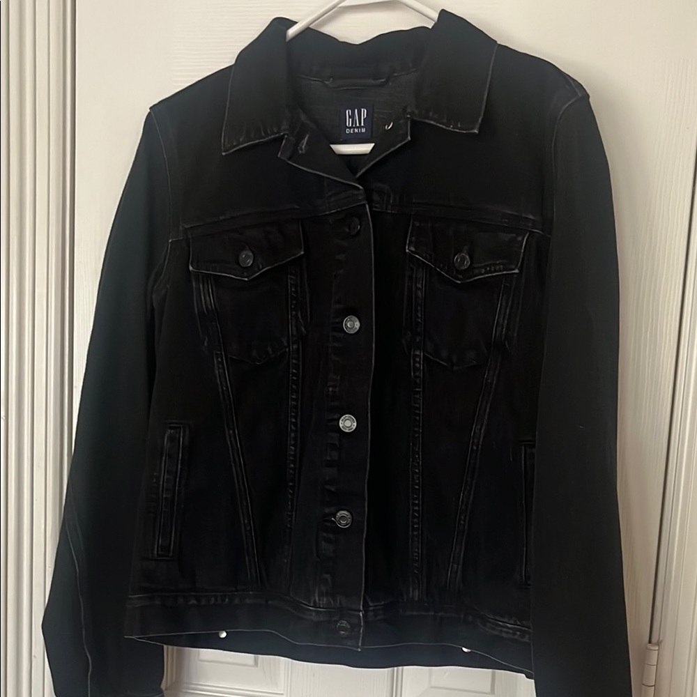 GAP Black Jean Jacket Classic Denim Style